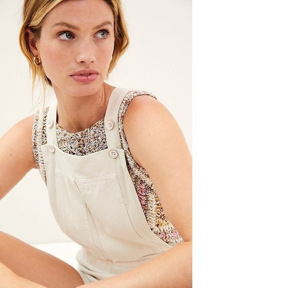 Anthropologie Pilcro Relaxed Short Overalls - Picture 9 of 10